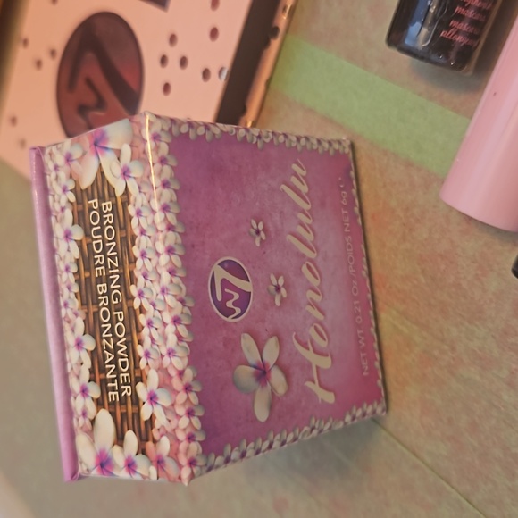 Makeup set - Picture 3 of 11